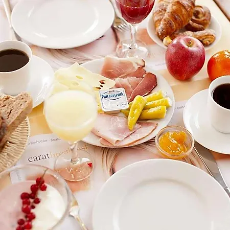 Traube Ruedesheim 4* شفيتزينجين
