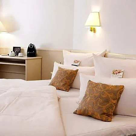 Traube Ruedesheim 4*