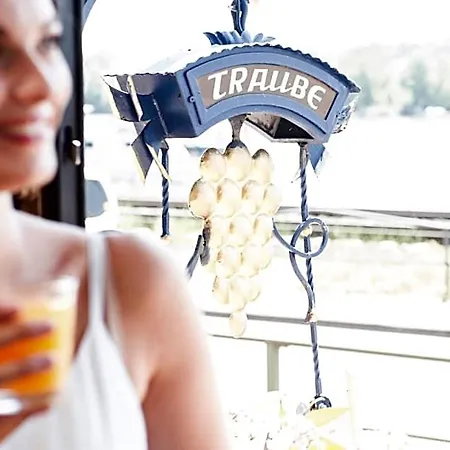Traube Ruedesheim 4*