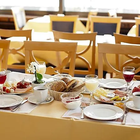 Traube Ruedesheim 4*